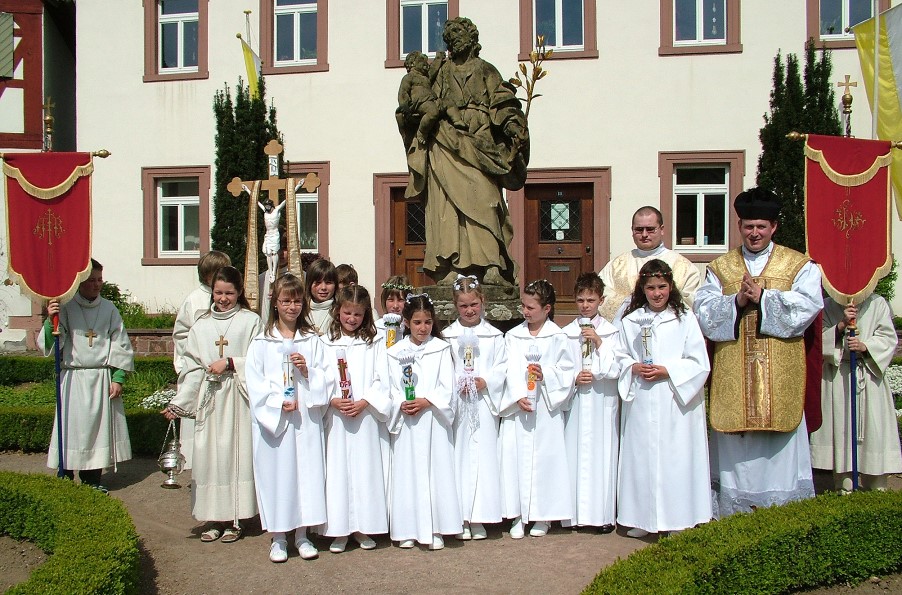 Die Kommunionkinder 2009 von Lohr Steinbach