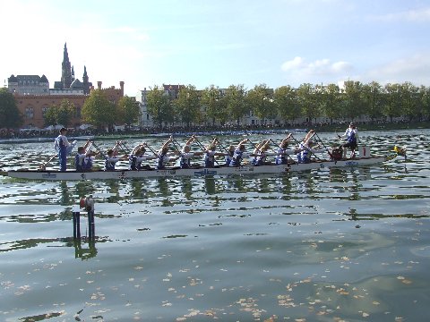 Drachenbootrennen in Schwerin