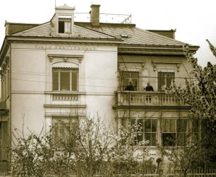 Die 1895 von Karl May erworbene Villa in Radebeul („Villa Shatterhand“); Foto um 1900